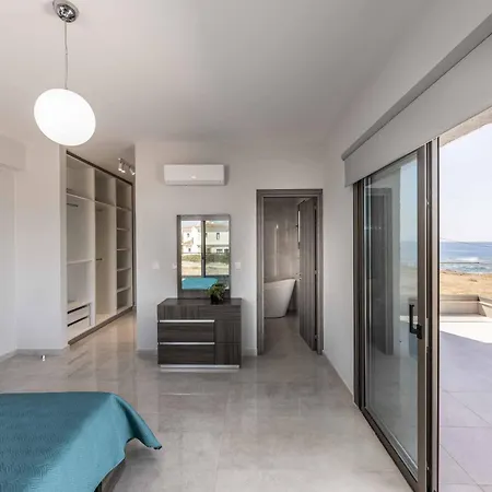 Adriana By The Sea *