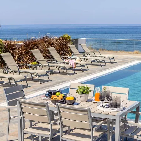 Villa Adriana By The Sea *