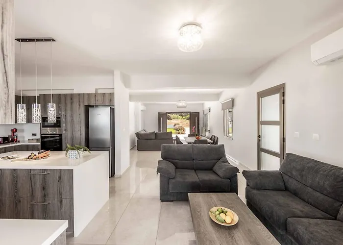 Adriana By The Sea Vila