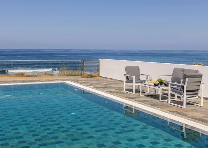 Adriana By The Sea Vila Pomos