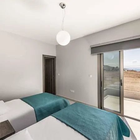 Villa Adriana By The Sea *