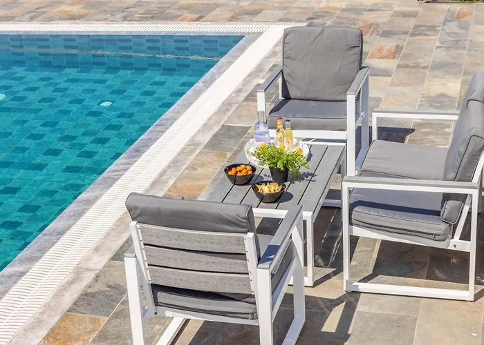 Adriana By The Sea *